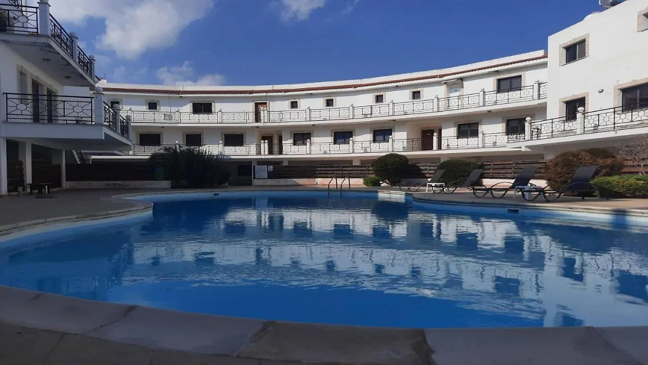 Paramount Gardens Resorts C201 Larnaca 0*,  Cyprus