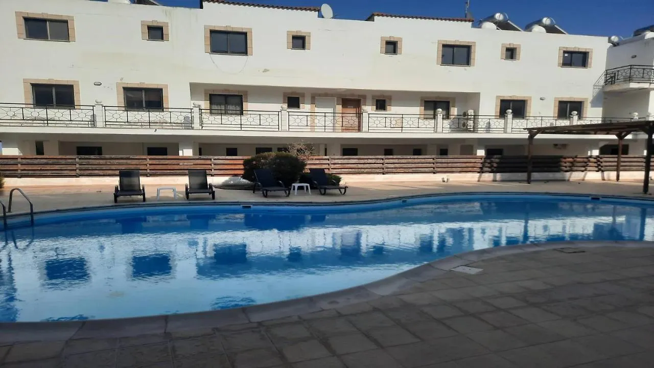 Paramount Gardens Resorts C201 Larnaca Apartment